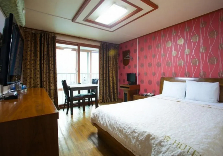 Hue Hotel