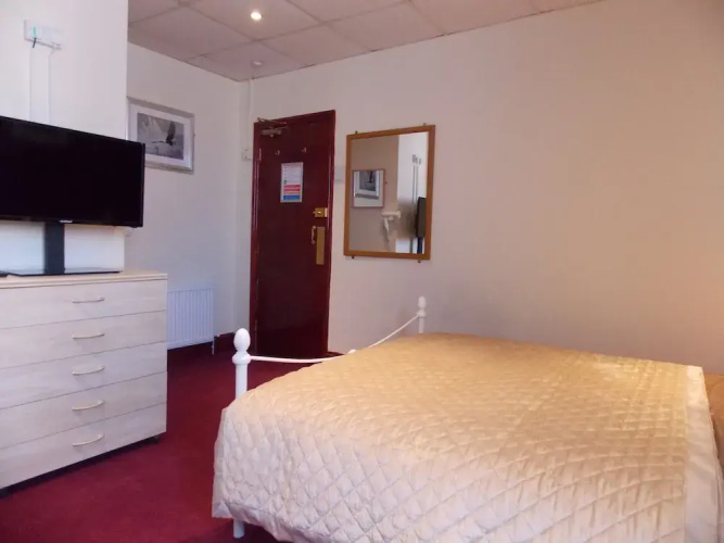 Selenite Guest House