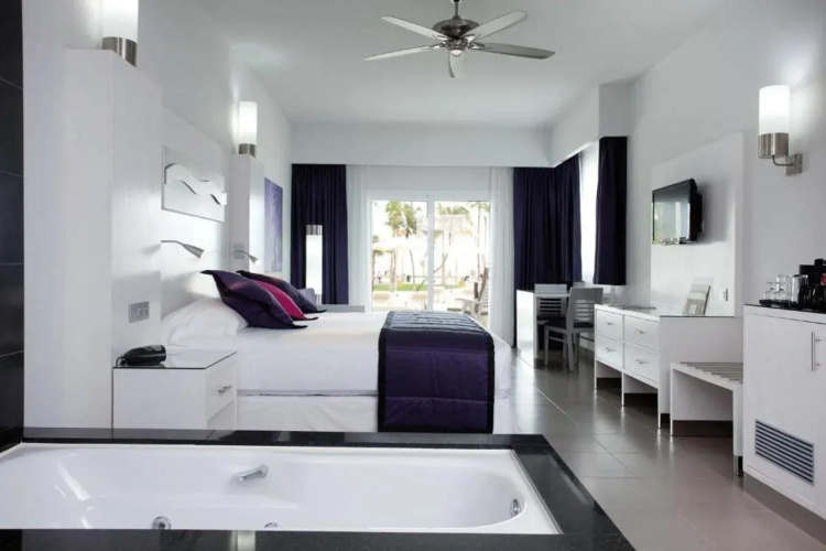 Hotel Riu Palace Peninsula - All Inclusive