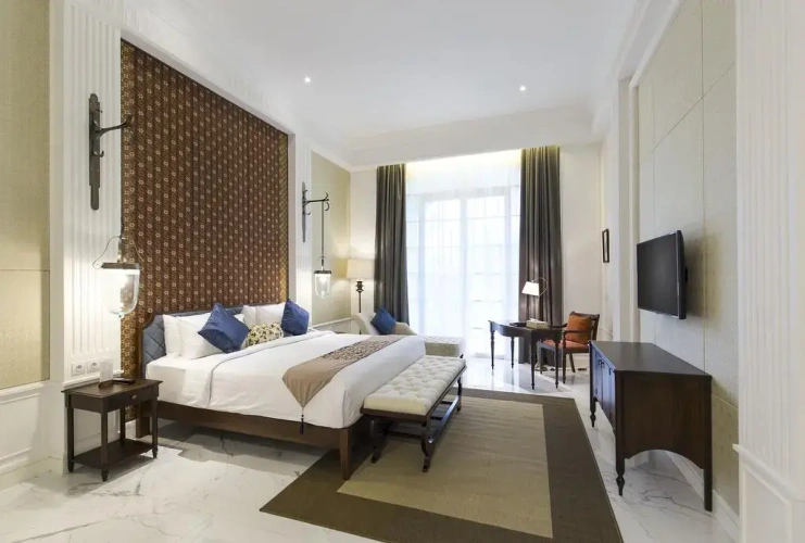 Deluxe Twin room with balcony