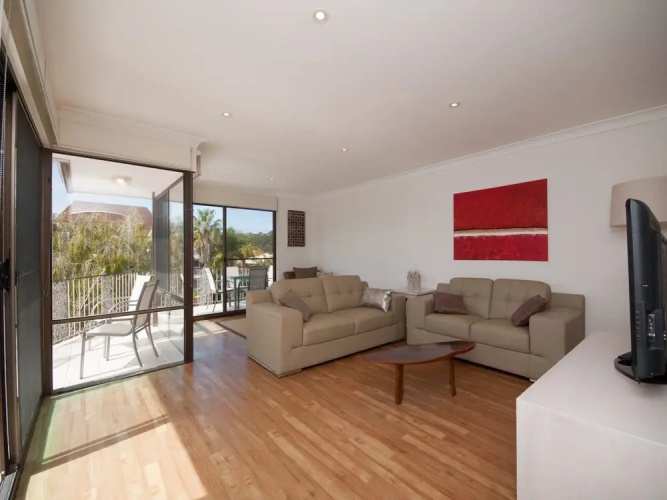 Endeavour, Unit 3/13 Ondine Close,