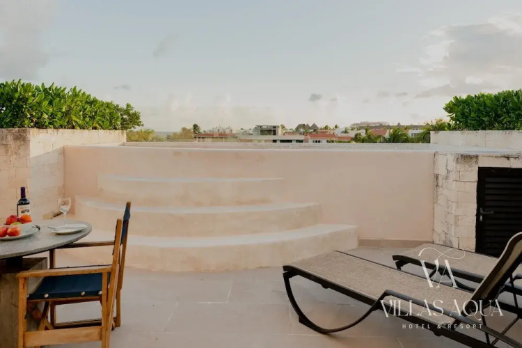 Penthouse with Private Pool 308