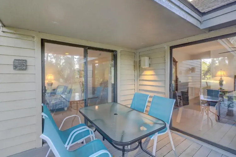 154 The Greens 3 BR Shipyard Condo