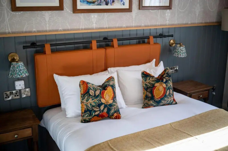 The Ely Hotel by Chef and Brewer Collection