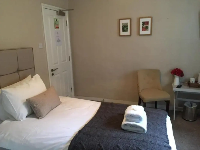 Standard Single room