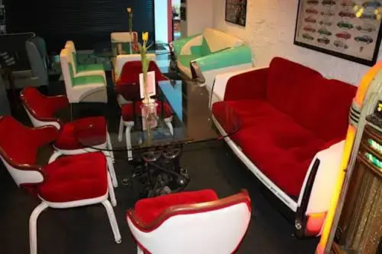 GarageHotel