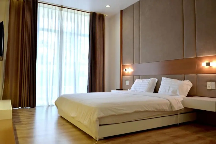 2 Bedrooms Apartment