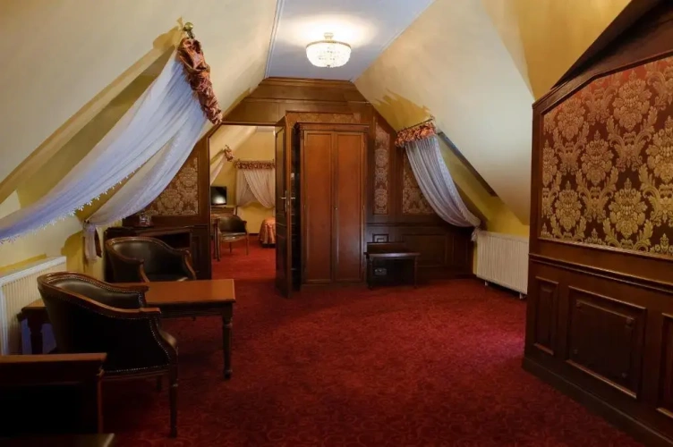 2 Bedrooms Suite