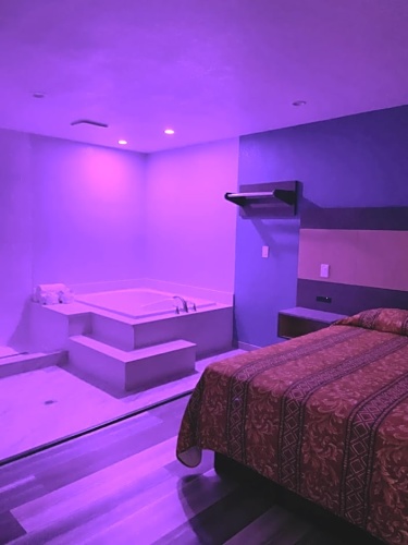 Deluxe Double Suite
