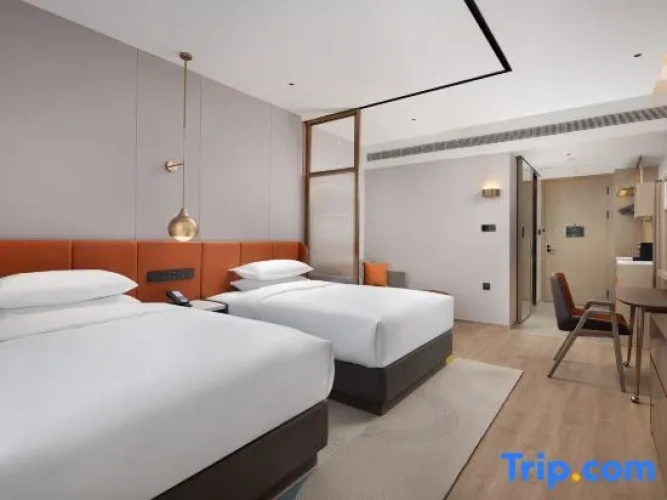 Deluxe Quadruple Suite