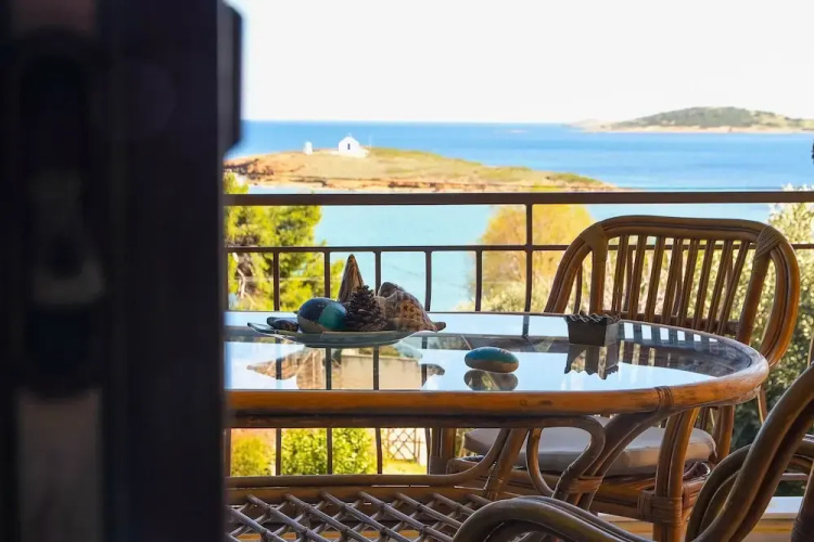 Areos Galaxy Apartments With Beach View