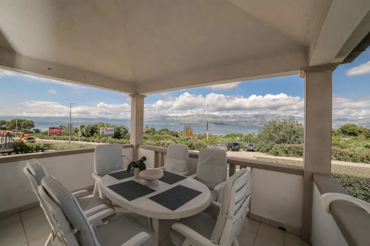Apartment Lucija