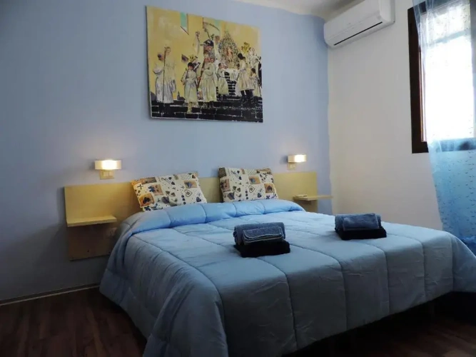 2 Bedrooms Cottage