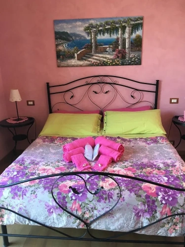 Comfort room with balcony