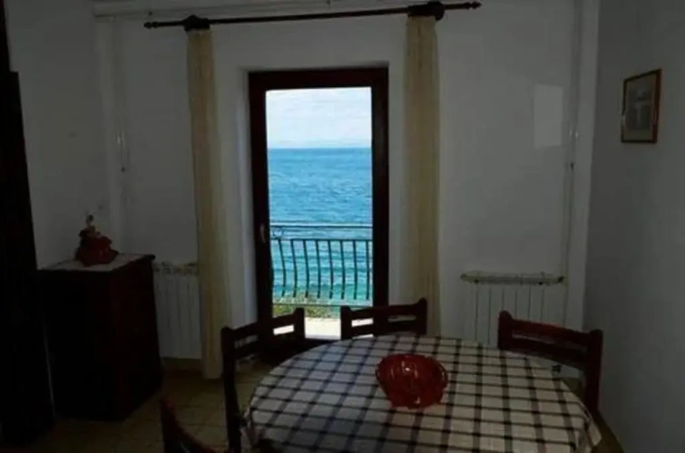 3 Bedrooms Apartment with balcony and with sea view