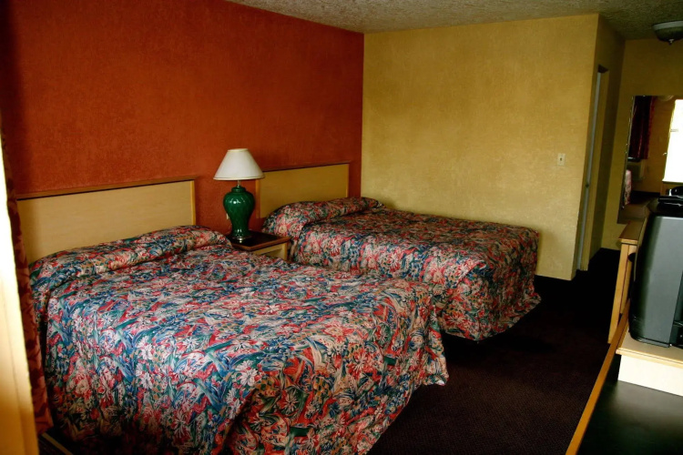 Holiday Lodge Salem,OR