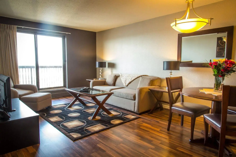 Hallmark Place by OBASA Suites