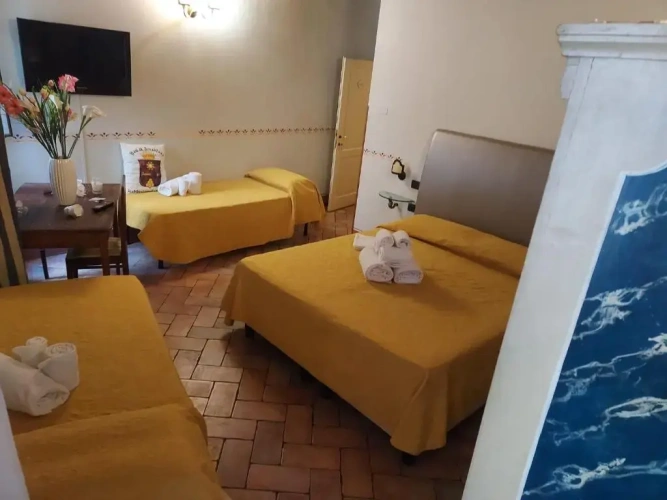 Standard Quadruple room