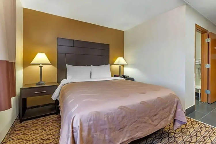 Quality Inn New London