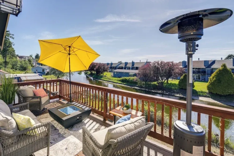 2 Bedrooms Cottage with balcony