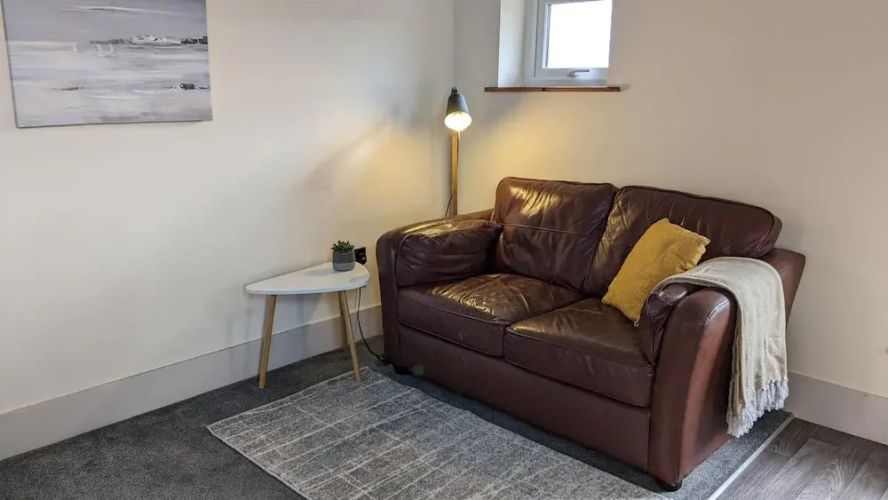 Penthouse-highstreet-sleeps2-87ws