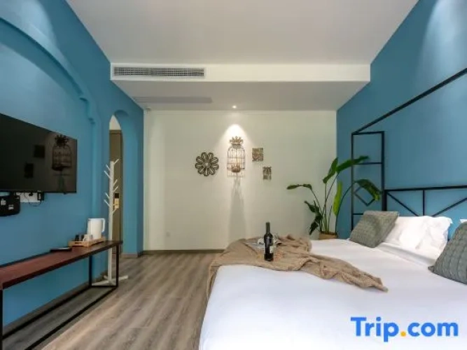 1 Bedroom Deluxe Suite