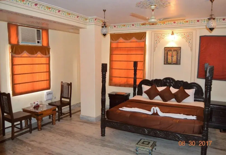 Hotel Gulab Garh