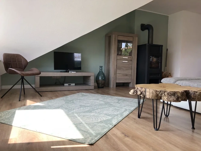 2 Bedrooms Apartment with garden view