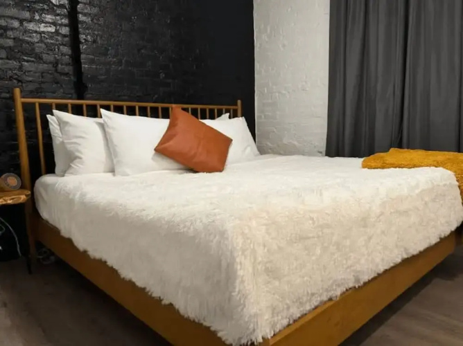 Short North Convention King Bed Free Parking