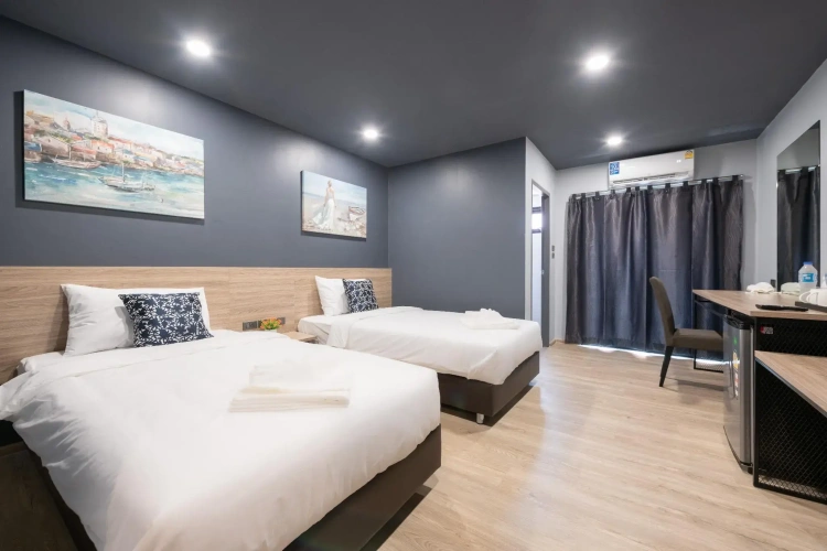 Superior Twin room