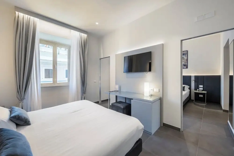 Deluxe Quadruple room