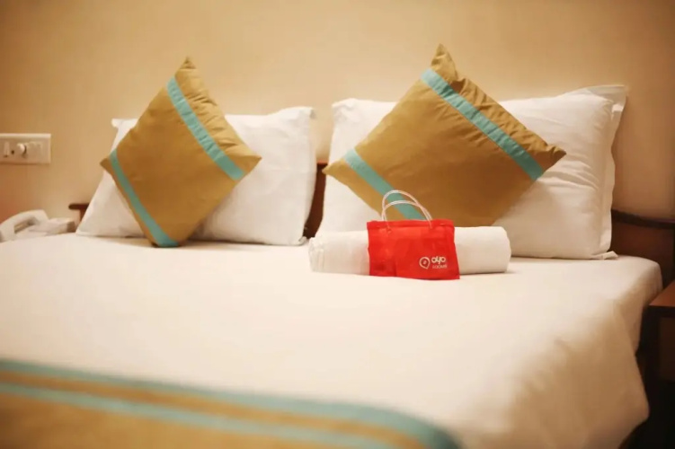 Iris Hotel