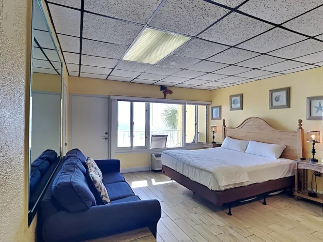 Double Suite with balcony and with ocean view