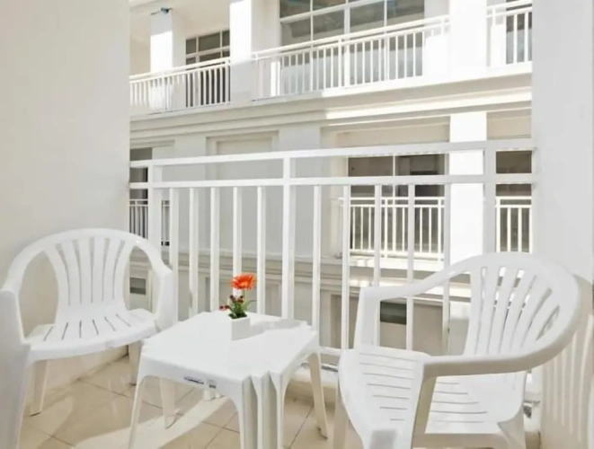 1 Bedroom Deluxe Single room with city view