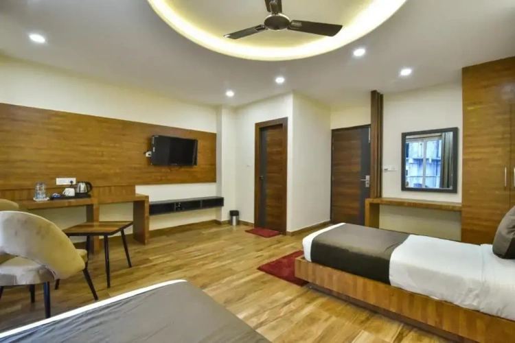 Standard Twin room