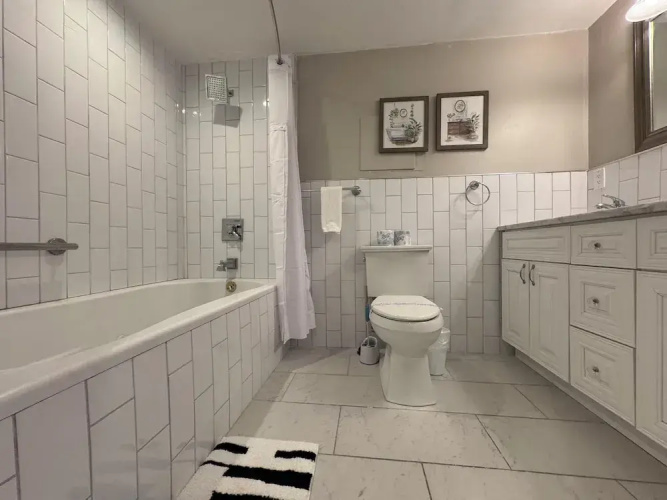 Downtown 3BD City View with Washer Dryer