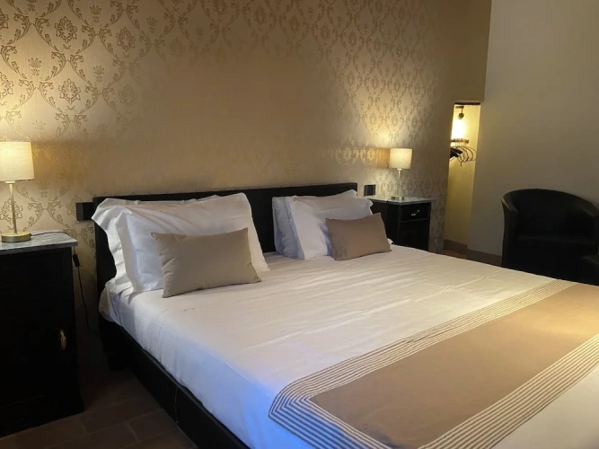Quadruple Suite