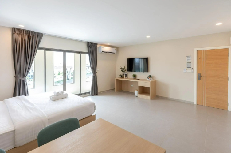 Good Nine Hotel