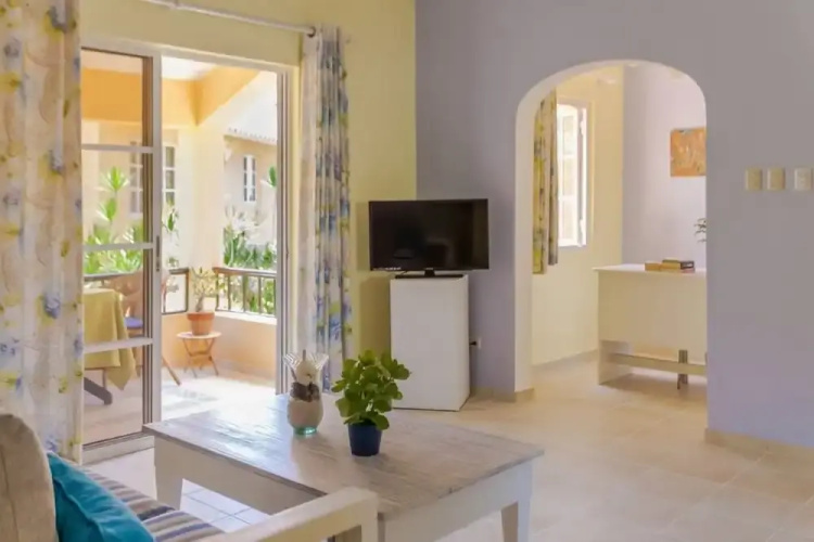 Apartmentos Florisel - Long Term Rentals Available