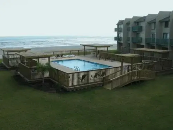 Peregrine Townhomes