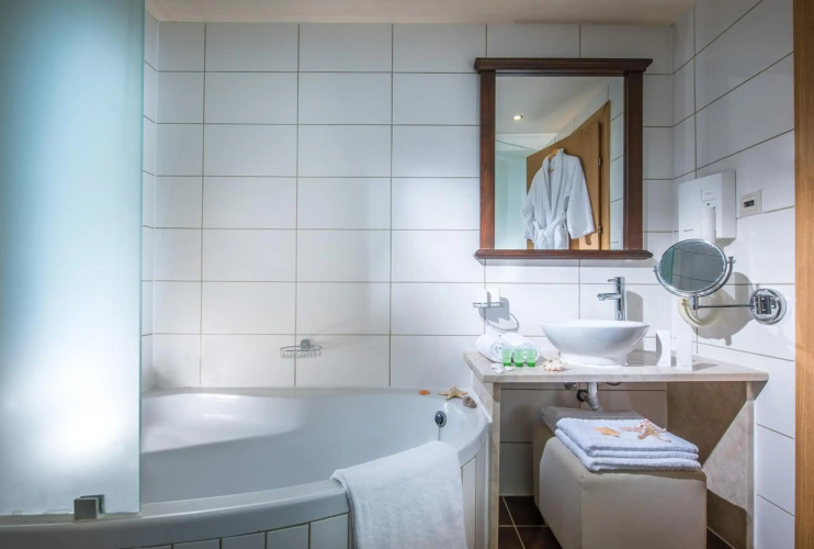 Koutrakis Suites by Estia