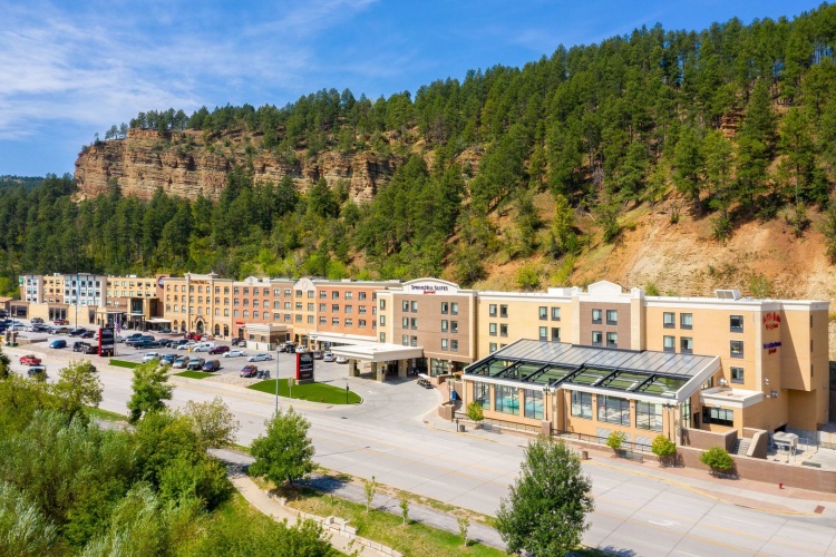 DoubleTree by Hilton Deadwood at Cadillac Jack's photo 22