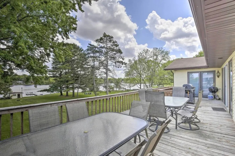 'cumberland Retreat' w/ Lakefront Yard & Dock