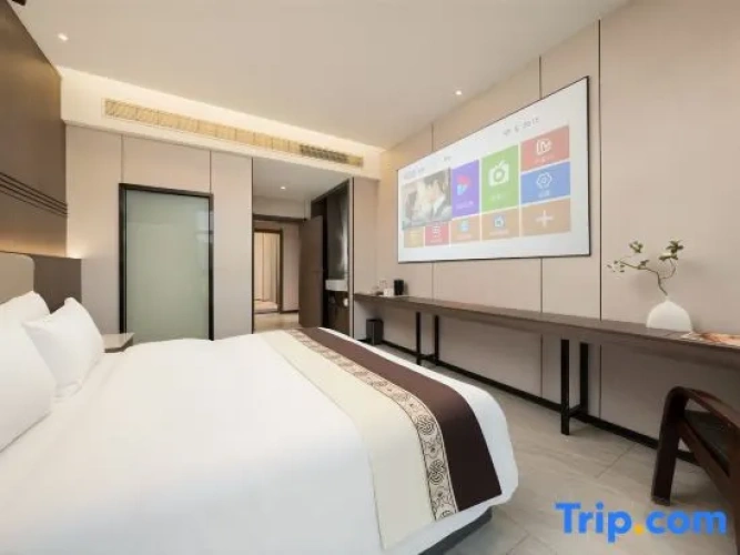 Deluxe Family Suite