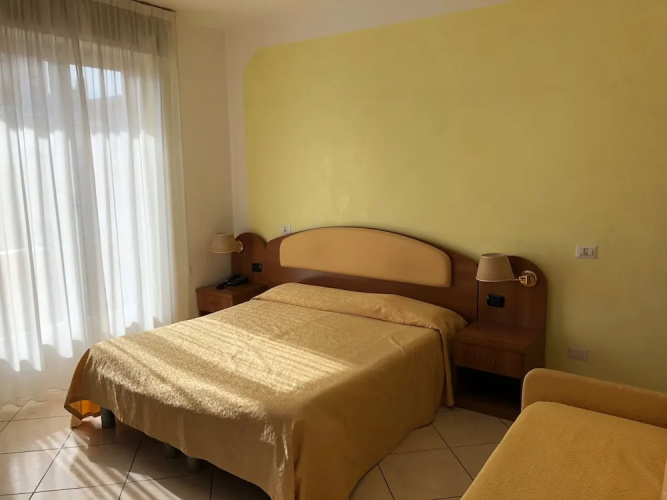 Solidago Hotel