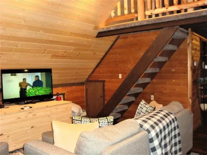 4 Bedrooms Cottage