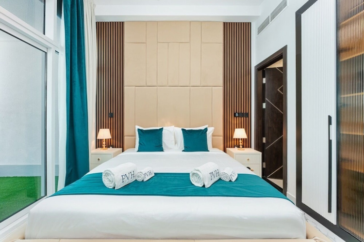 PVH - Opalz by Danube 1BR with Jacuzzi