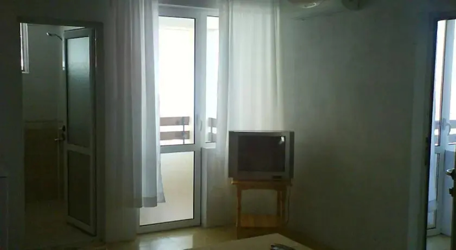 Dion Guest House