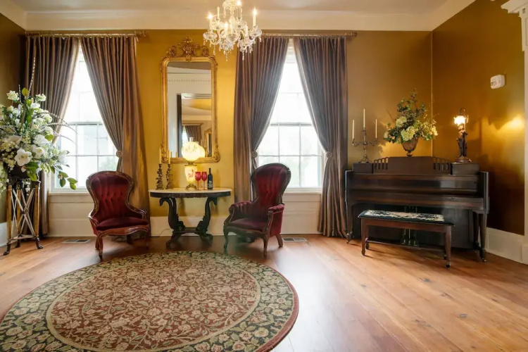 Belle Air Mansion