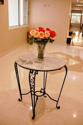 R & K Guest Palace